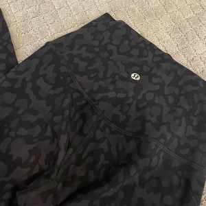 lululemon crop cheetah camo align leggings